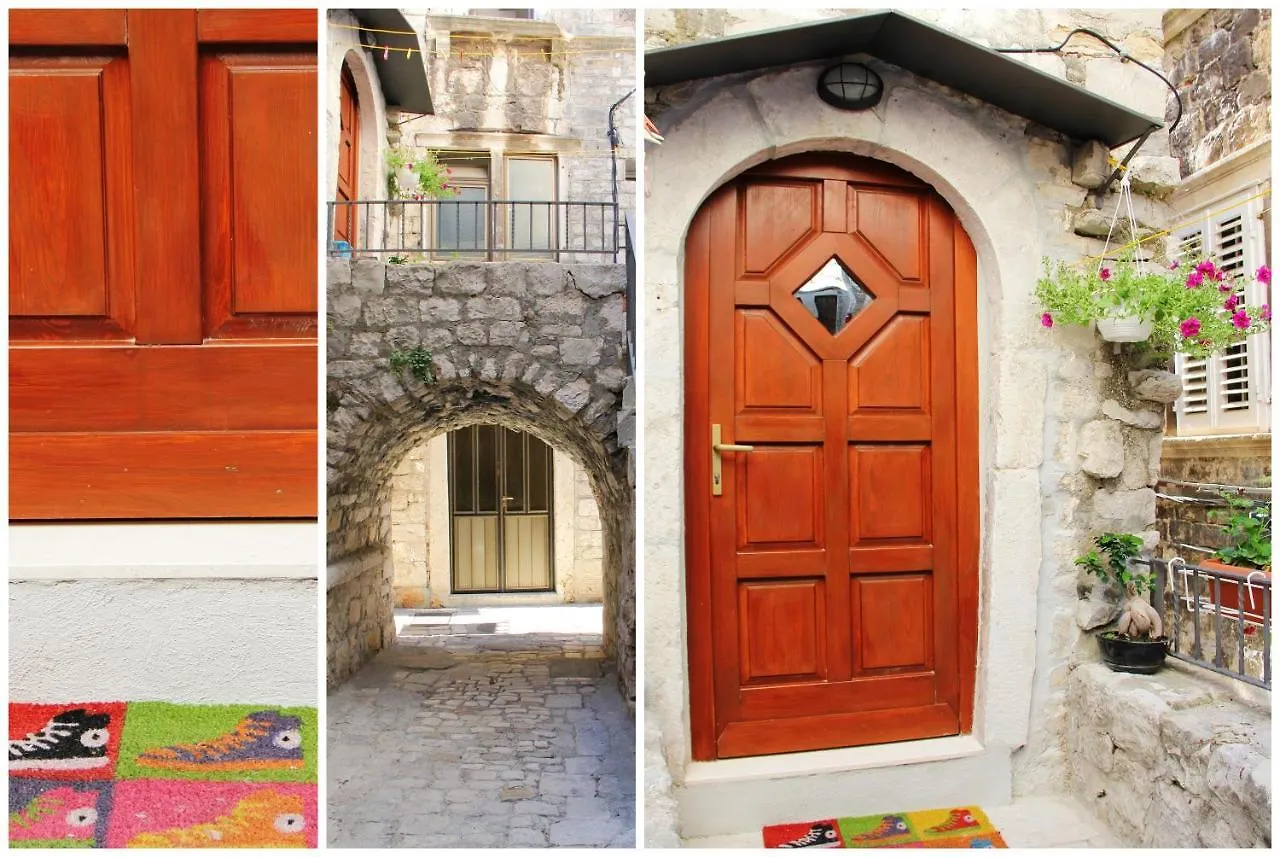 Apartment In The Centre Of Trogir Croatia